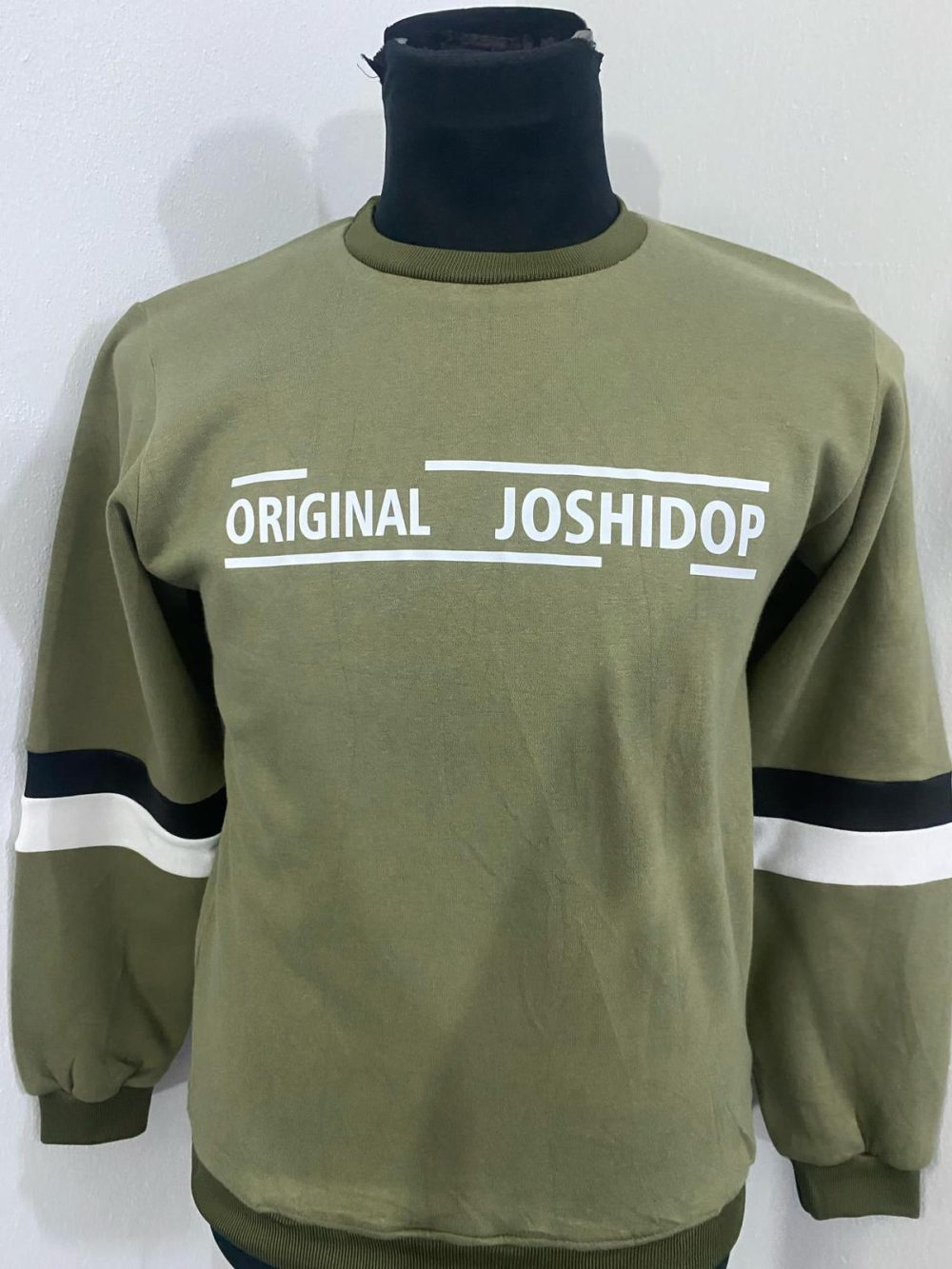 Sweat Shirt